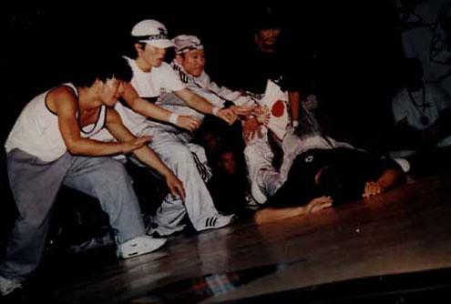 Show routine at BOTY 1998